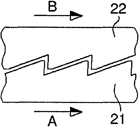 Disengaging device for timepiece mechanism, and watch movement comprising this device