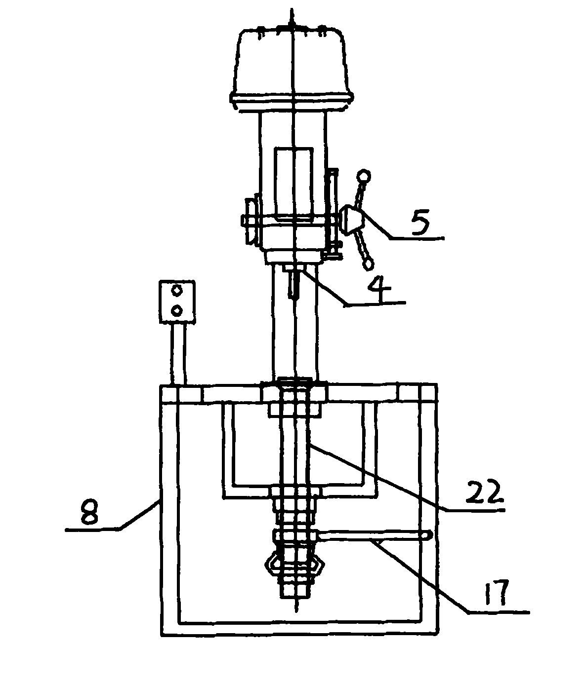 Leftward/rightward rotating punching machine