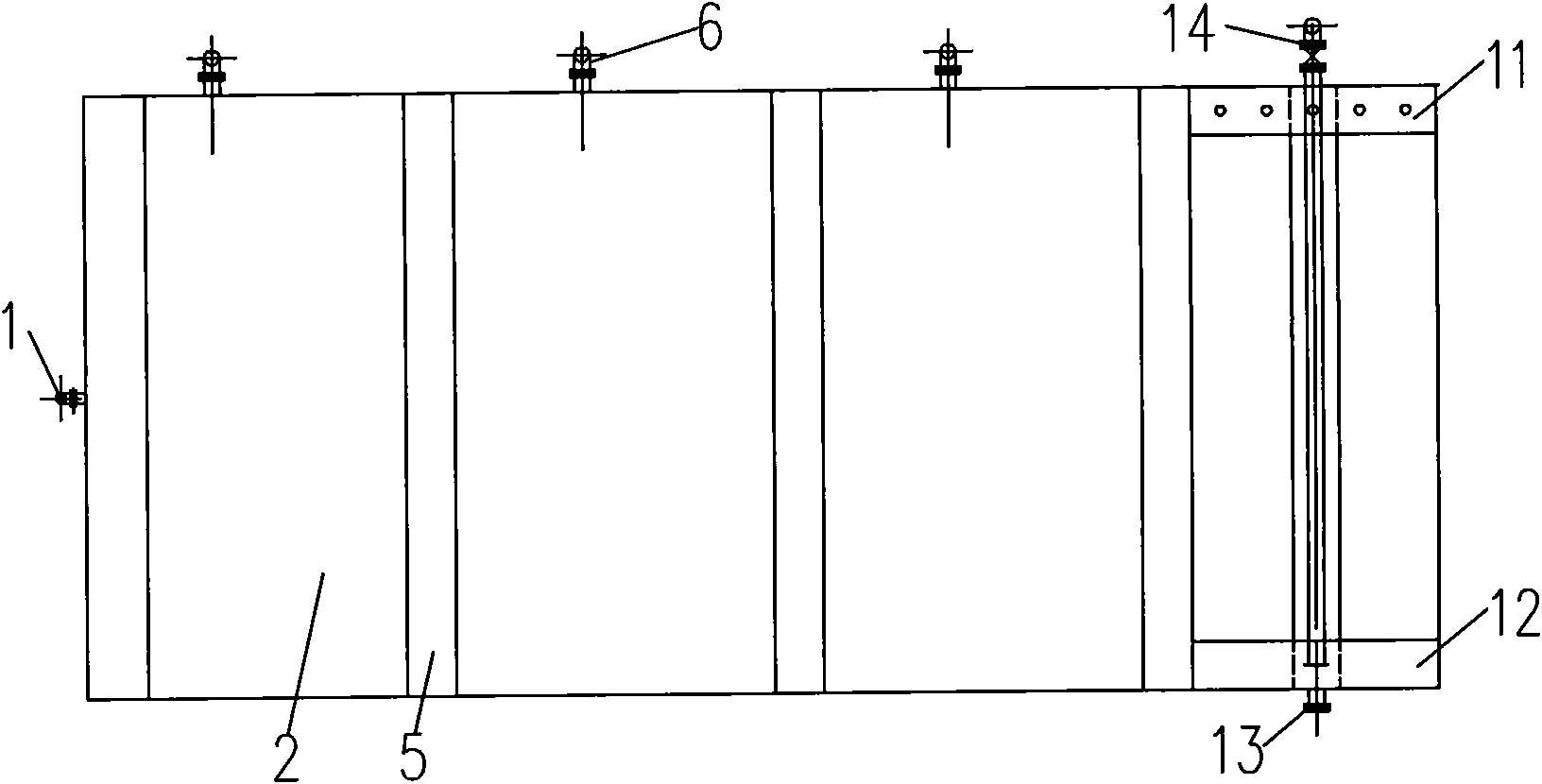 Integrated device for performing advanced denitrification treatment on domestic sewage by self-oxygenating fixed bed