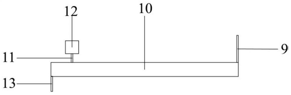 Resonant accelerometer structure with low temperature sensitivity