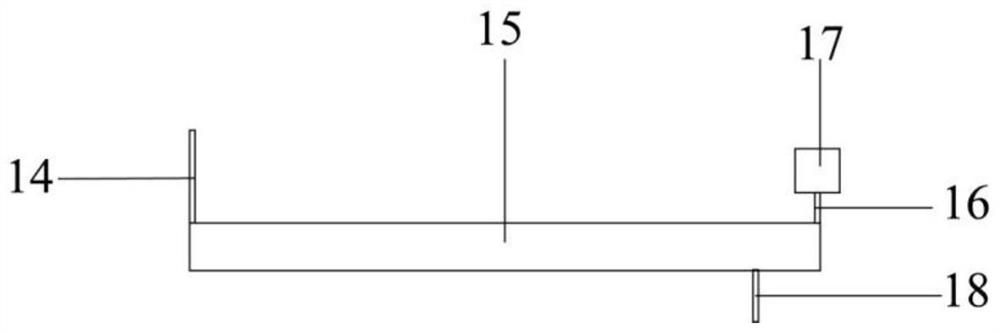 Resonant accelerometer structure with low temperature sensitivity