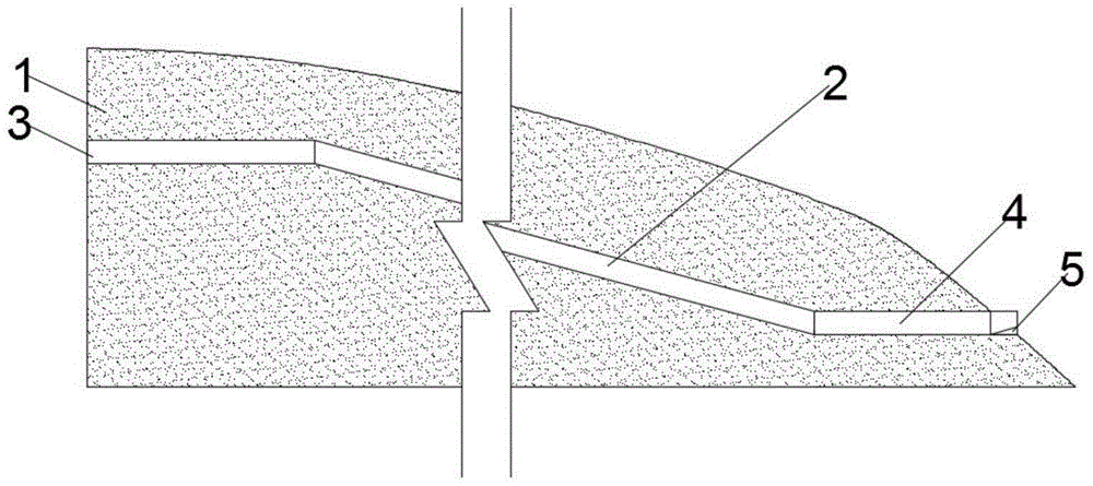 Variable radius spiral spillway