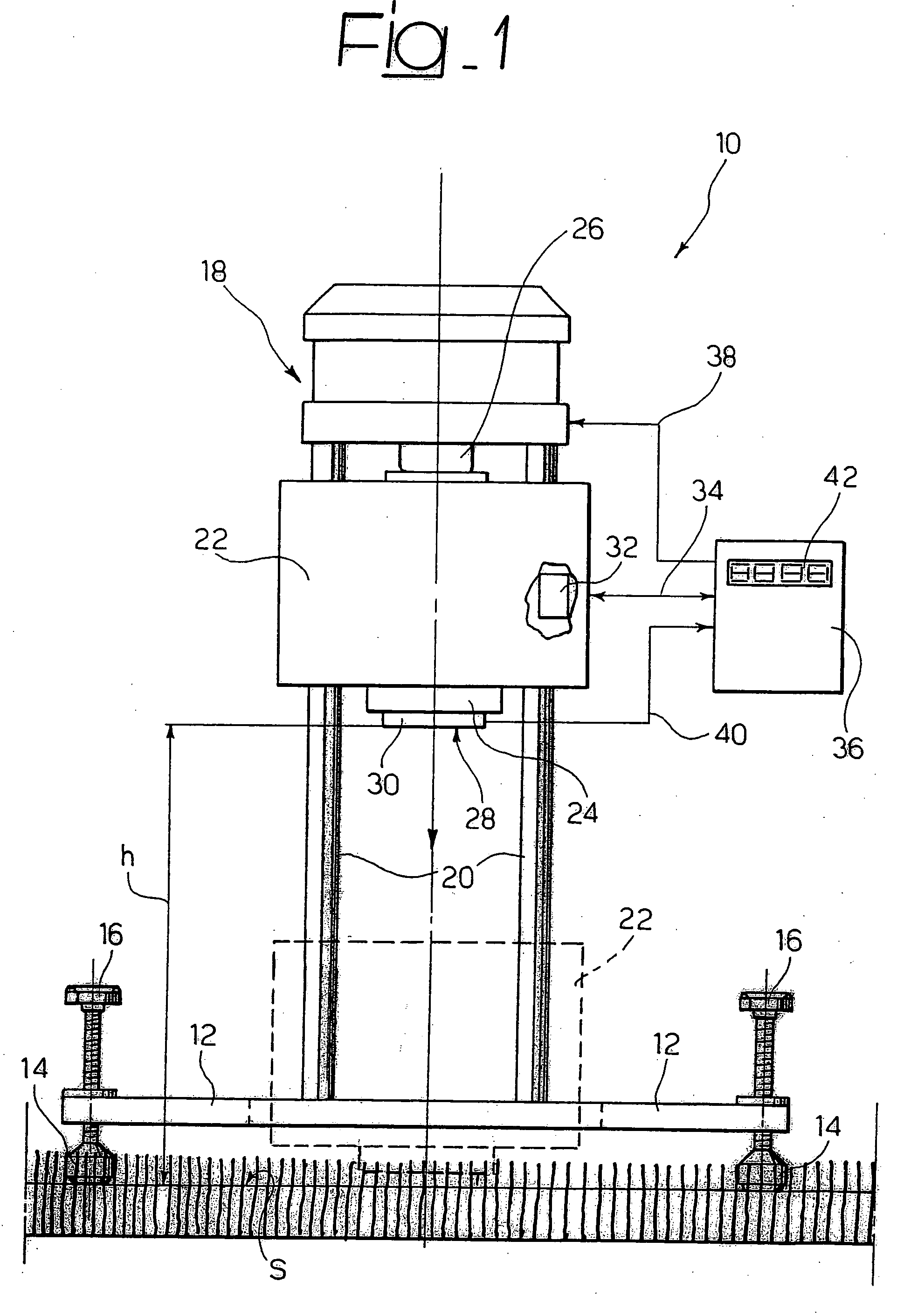 Method and instrument for characterizing treading surfaces, for instance for realizing synthetic turf surfaces