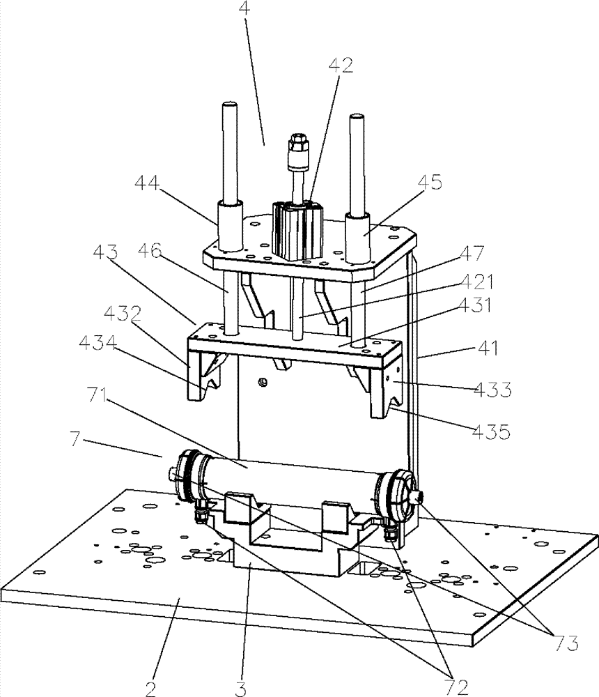 Automatic capping machine for dialyzate opening protective caps of hollow fiber type dialyzer