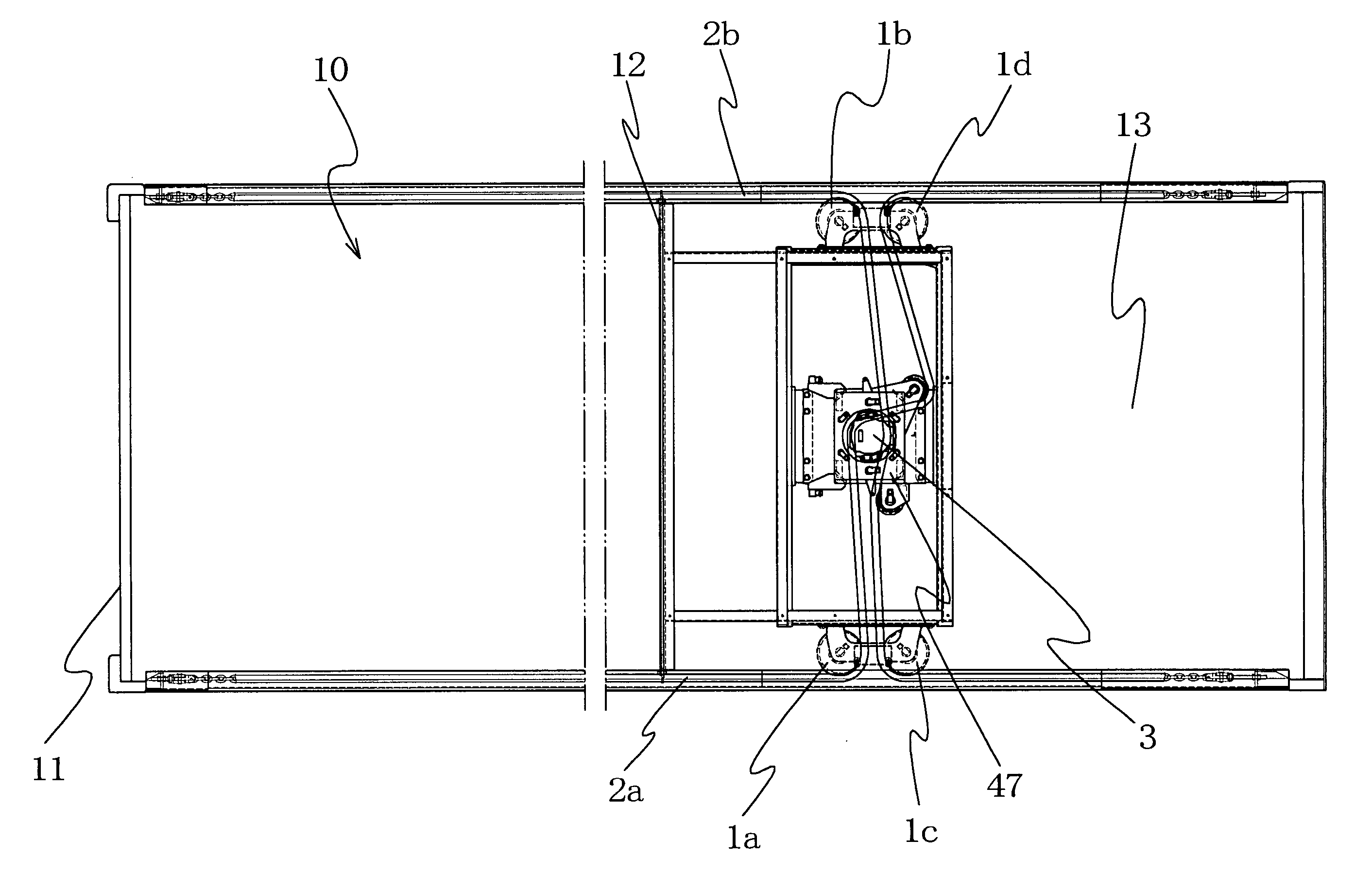 Cargo transportation box body with cargo handling device