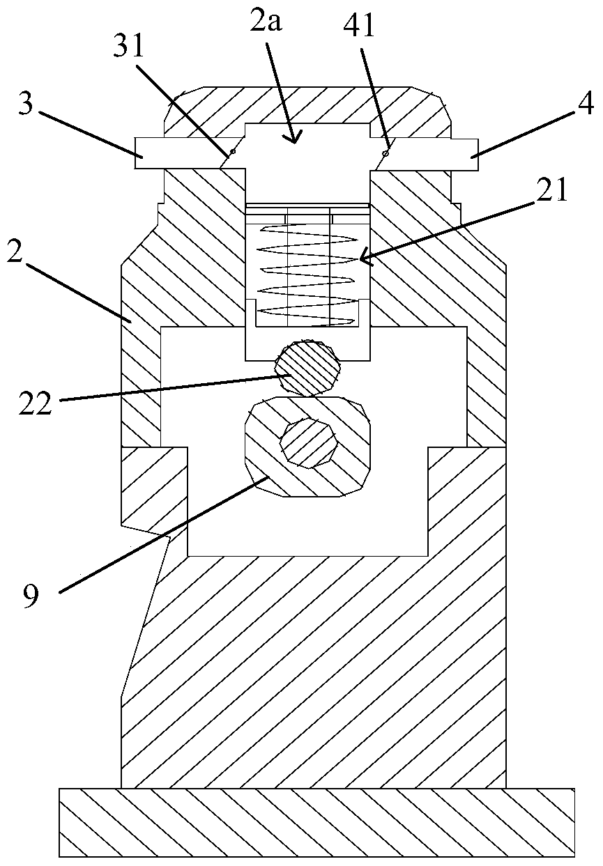 High pressure oil output device and control method thereof