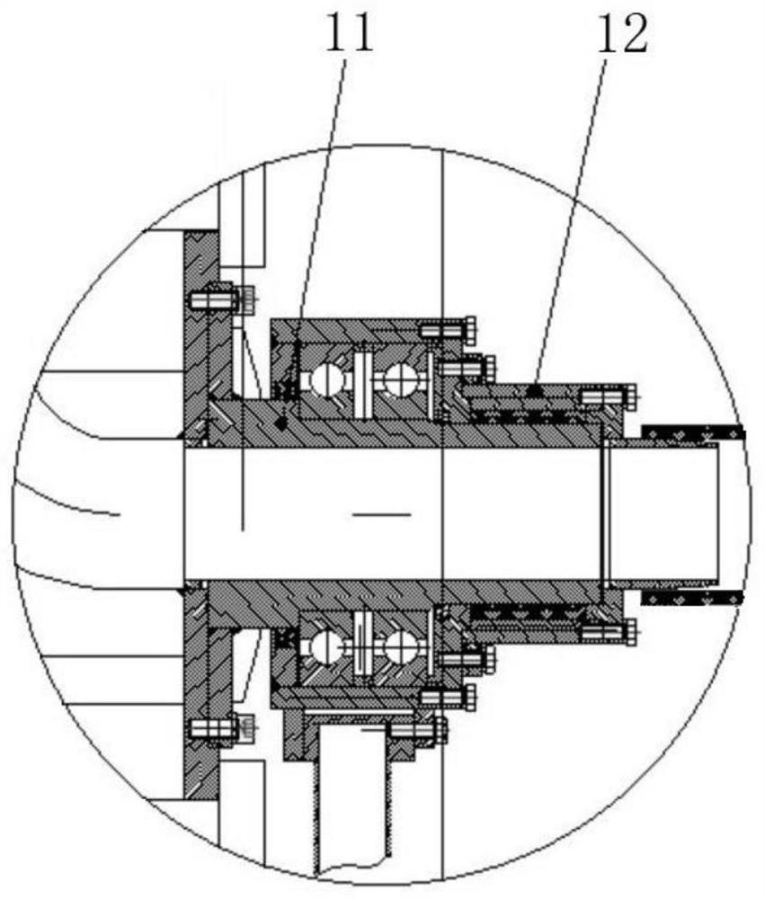 A trenchless reaming machine, a reaming drill bit and a reaming method thereof