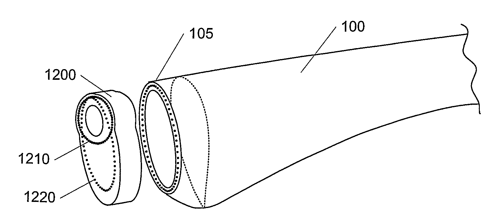 Wind turbine blade and hub assembly