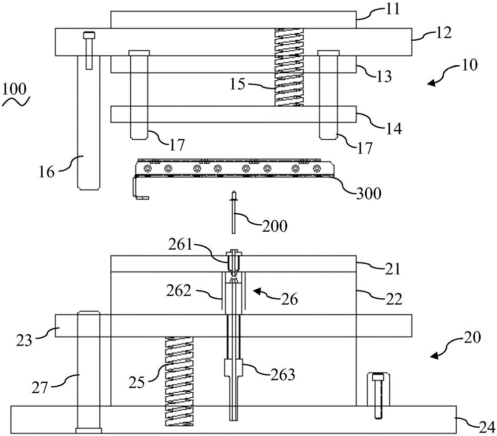 High-efficiency rivet riveting device