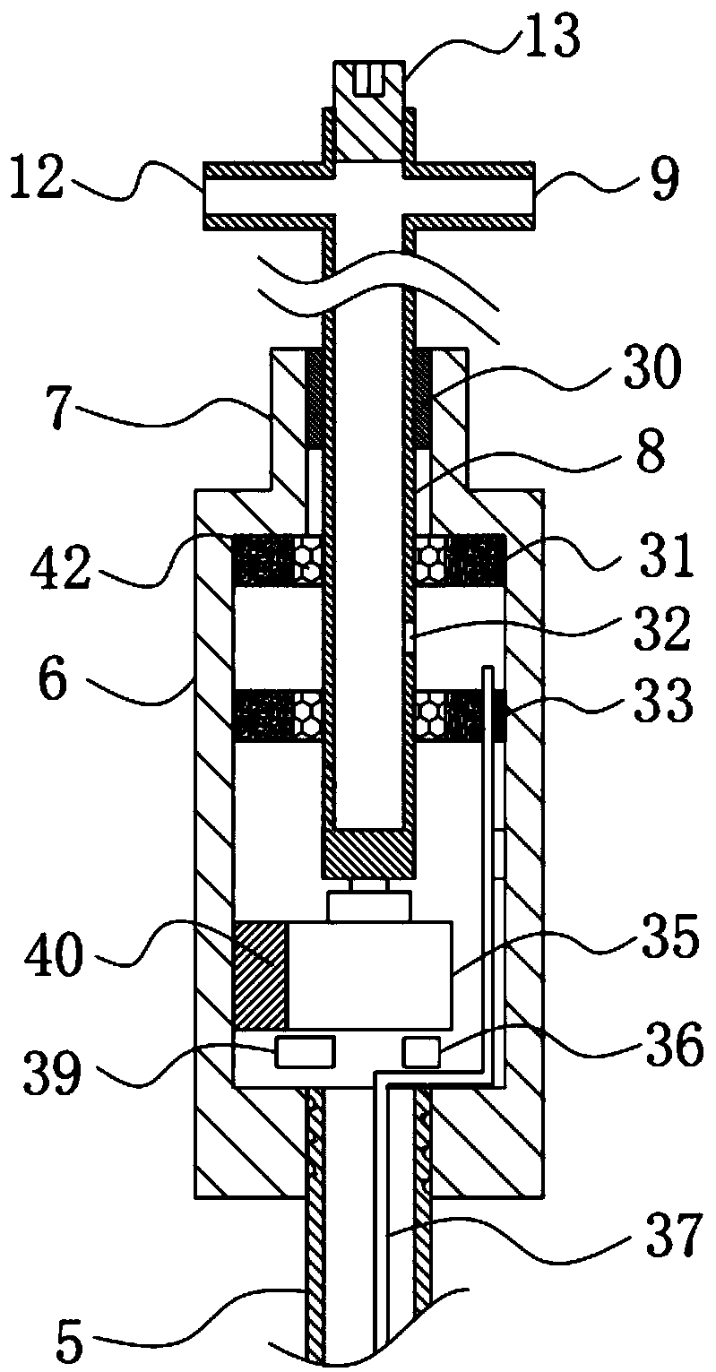 Intelligent airless spray gun for spraying semi-enclosed space