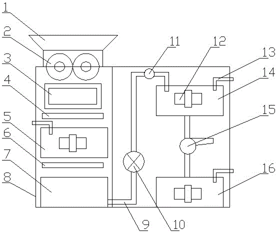 Treatment device for heavy metal polluted soil and treatment process thereof