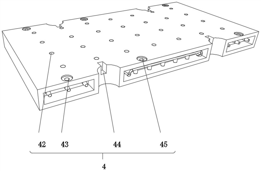 Interchange structure for covering existing road on newly-built expressway