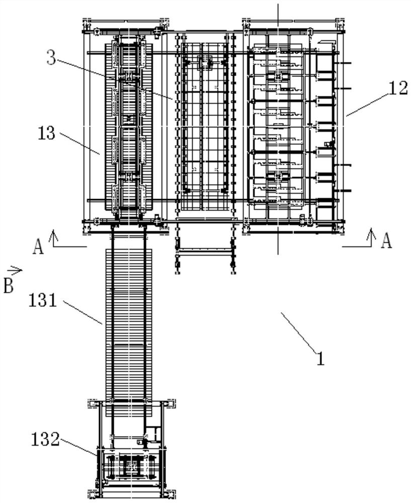 A multi-machine parallel cross-laminated wood processing device