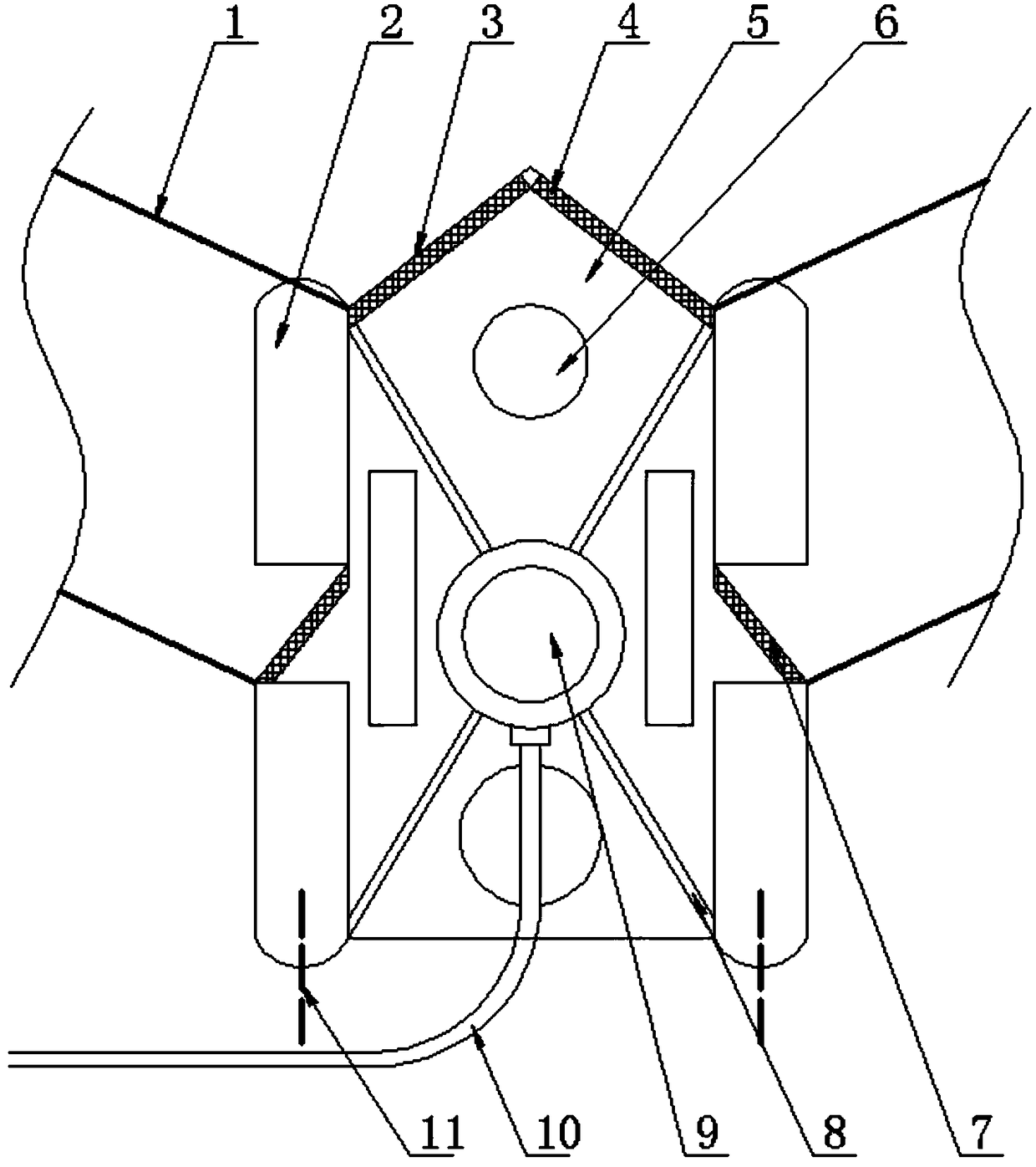 Suspension pump type algae suction device