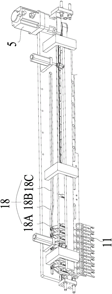 Bottle blank distance separating mechanism for plastic bottles