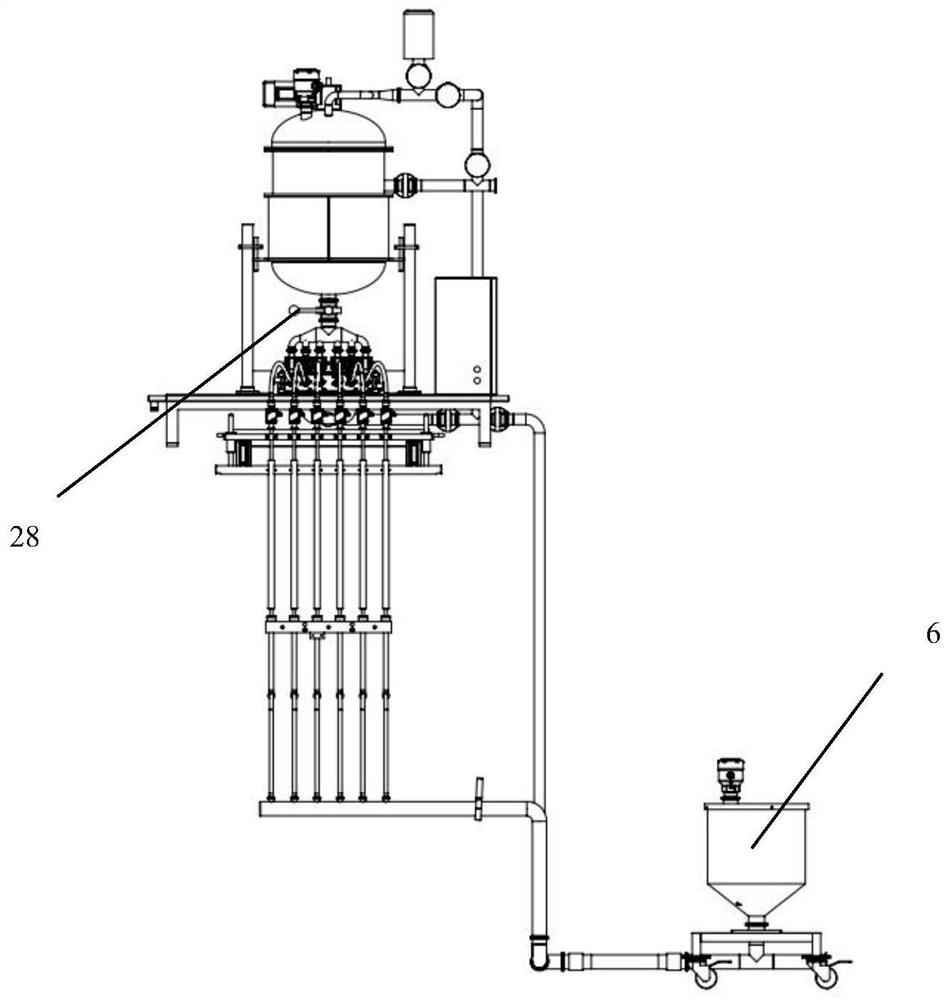 Multi-column liquid filling and cleaning mechanism