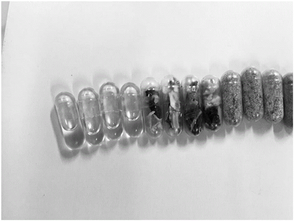 Edible condiment packing bag as well as preparation method and application thereof