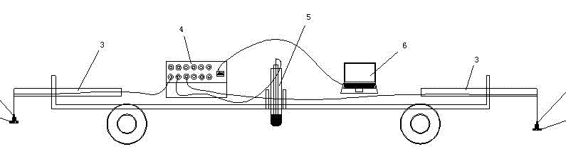 Tunnel structure damage identification device based on vibration response test