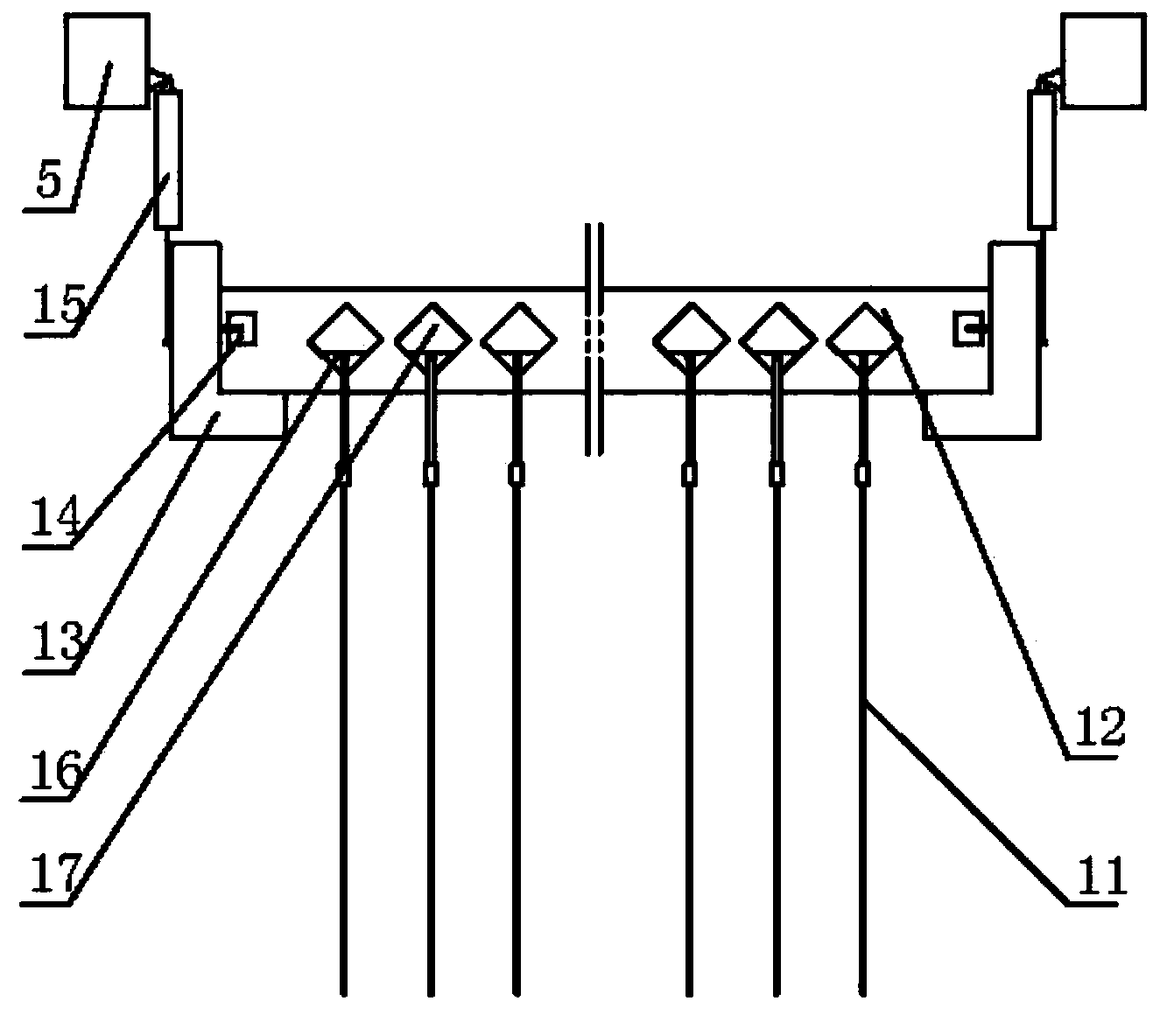 Device for stabilizing mechanical arm in in-and-out movement process of electrolytic manganese cathode plate from tank