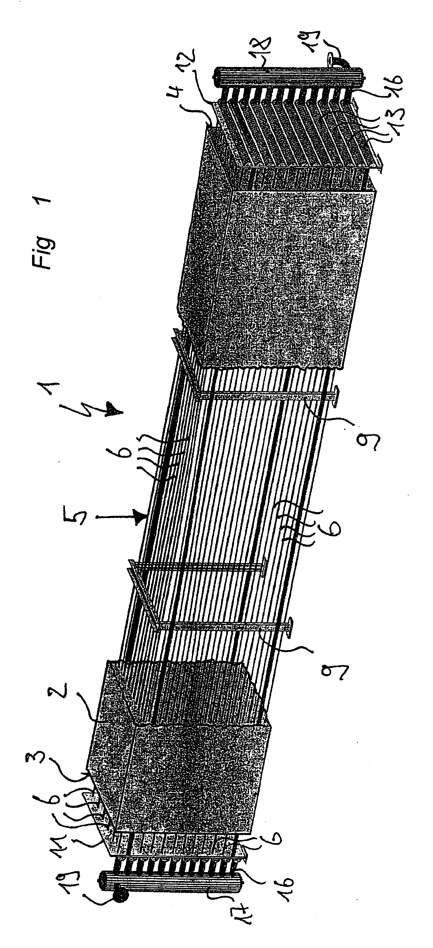 Device and system for the intermediate storage of thermal energy