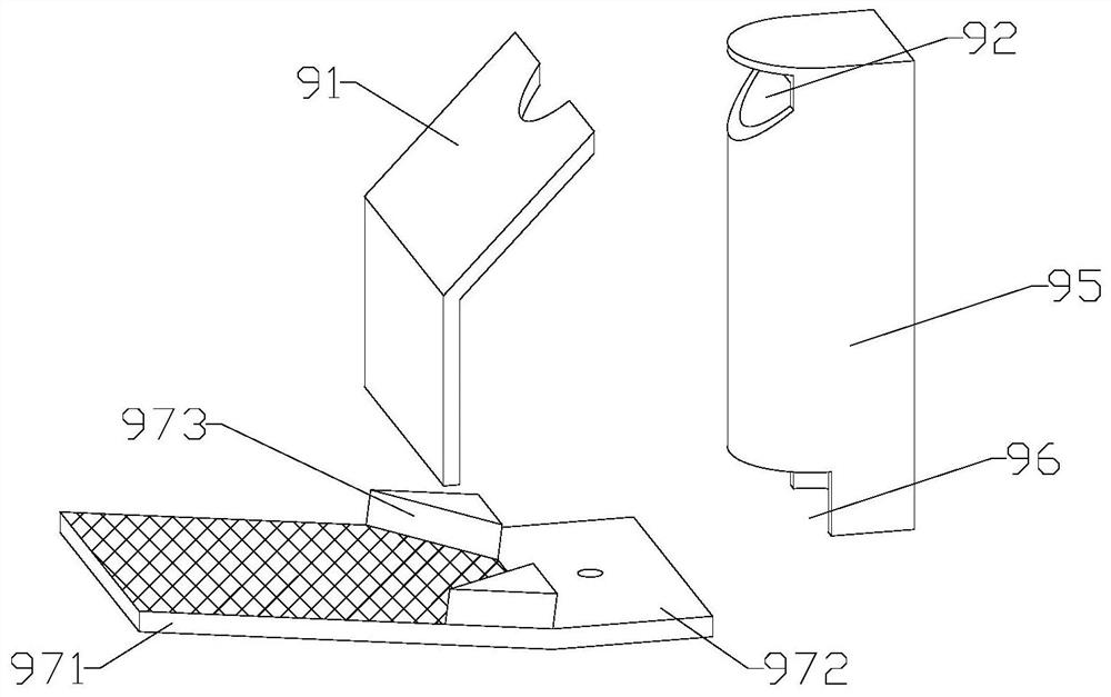 Industrial garbage solid-liquid crushing and separating device and operation method thereof