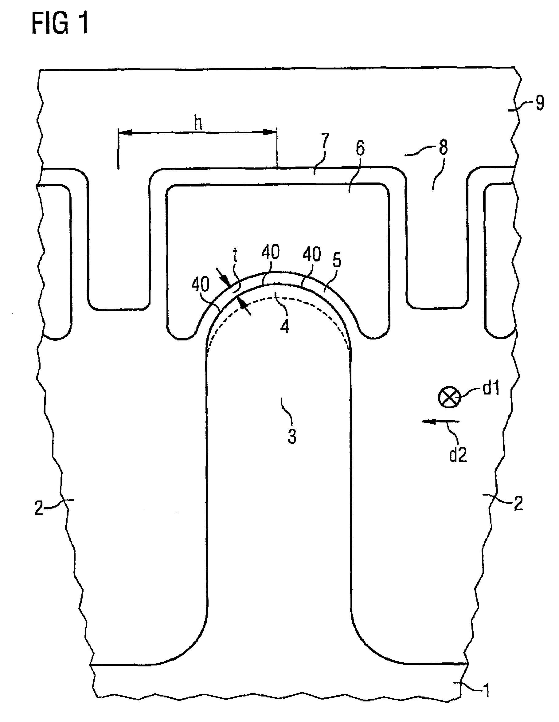 Semiconductor memory device comprising memory cells with floating gate electrode and method of production