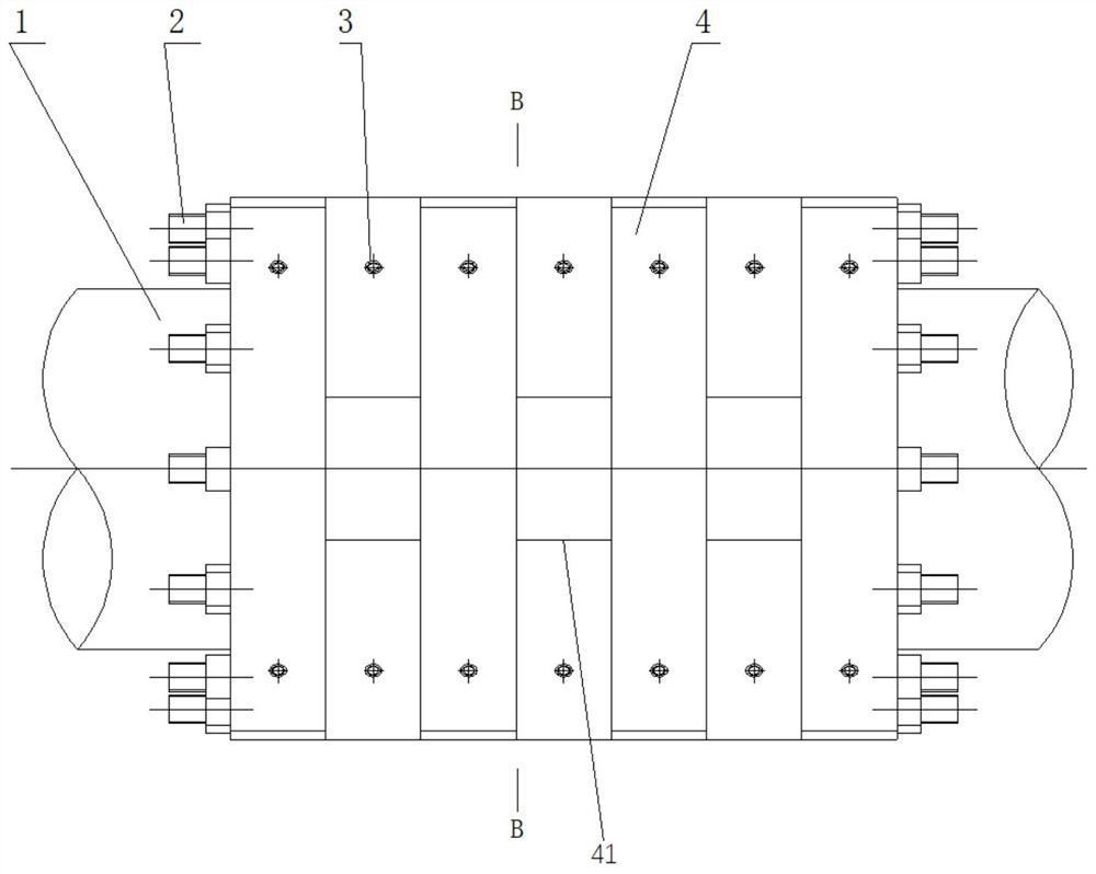 Domino clamp assembly for pipeline leakage maintenance and clamp comprising same