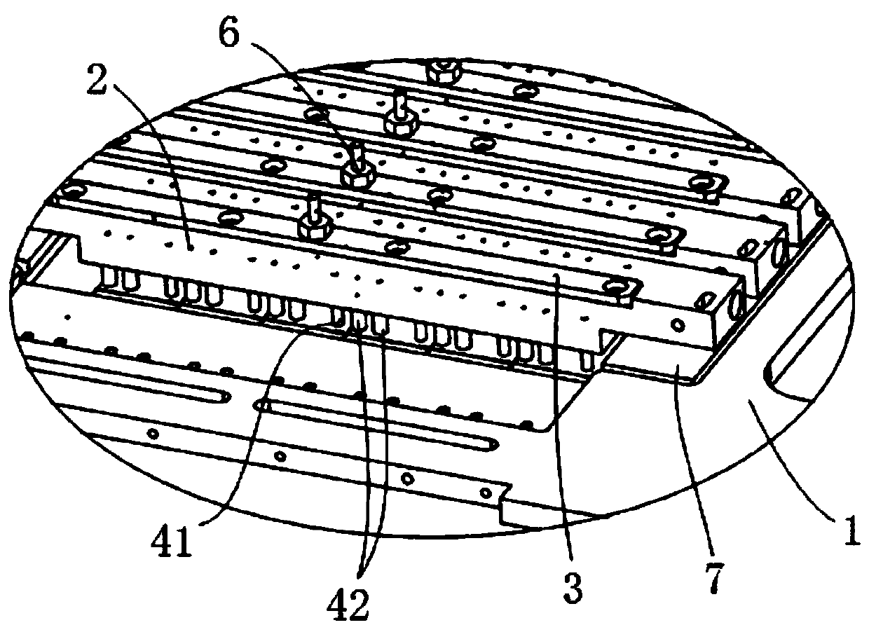 Welding device and series welding equipment