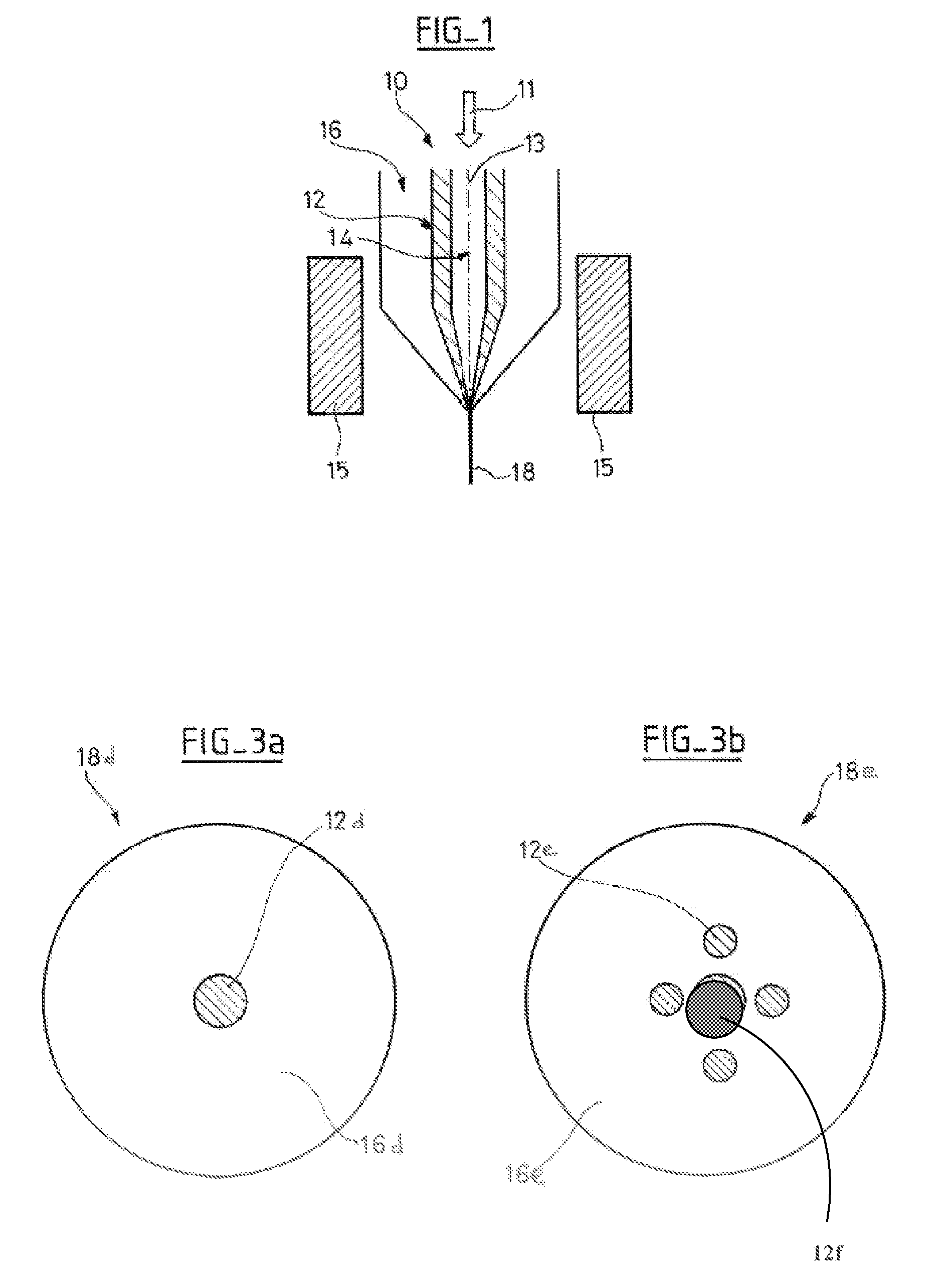 Method for making an optical fiber comprising nanoparticles and preform used in the manufacture of such a fiber