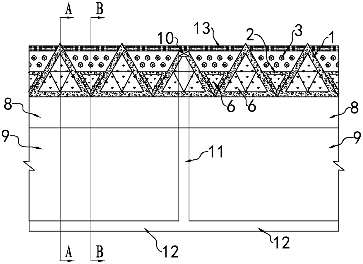 Triangularly modular ecological sea wall