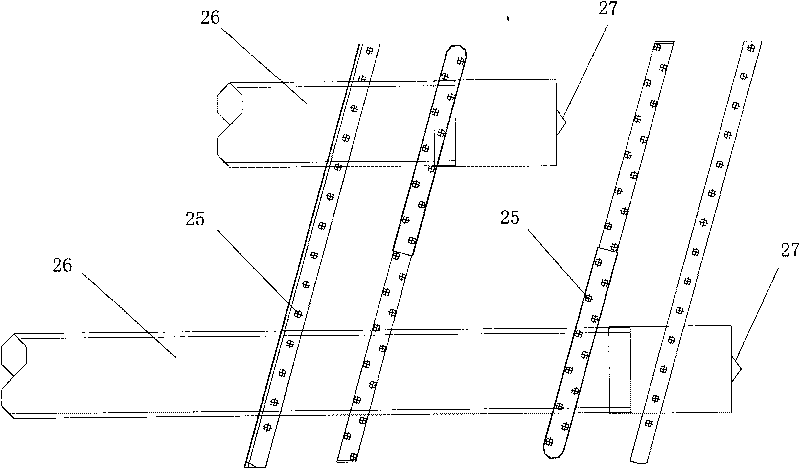 Box-raft pressure-bearing type foundation underpinning and construction reinforcing method for tunnel across pile foundation of bridge above river