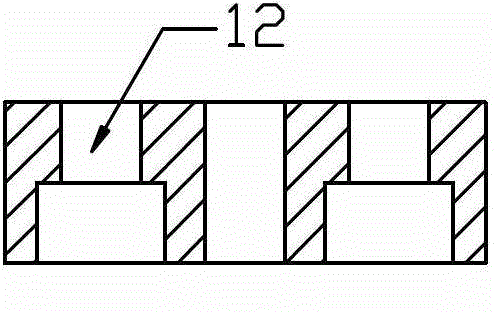 Auxiliary mechanism on disk slitting machine