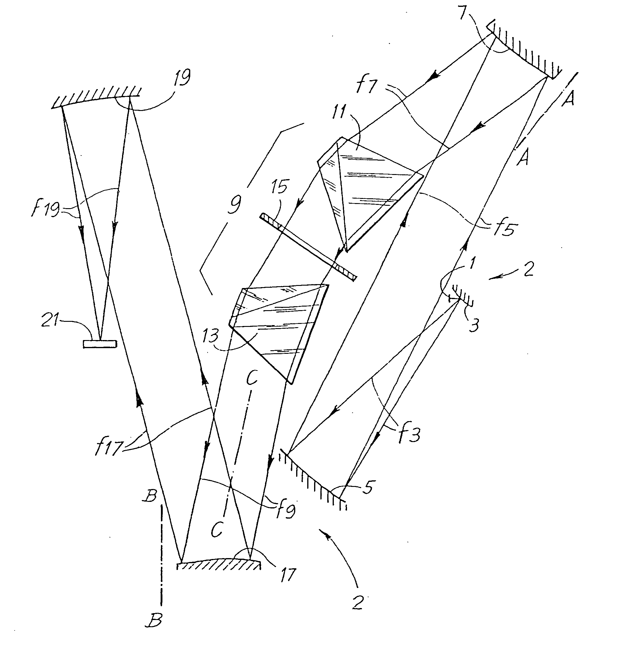 Wide-band spectrometer with objective comprising an aspherical corrector mirror