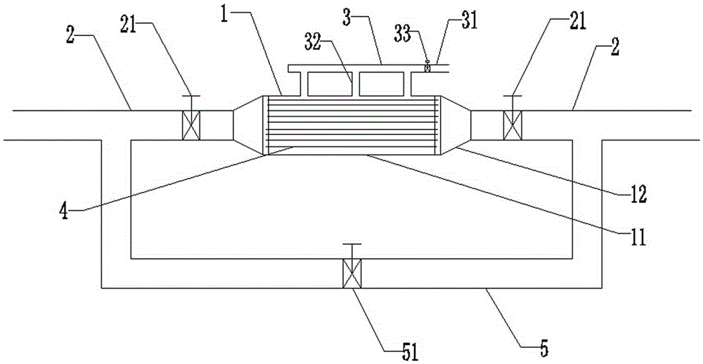 Reverse multi-point swirl jet denitrification device