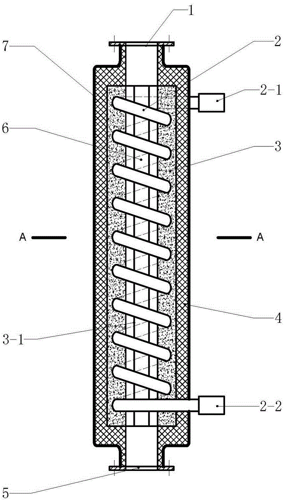 Solar heat accumulator used for regulating temperature difference of greenhouse