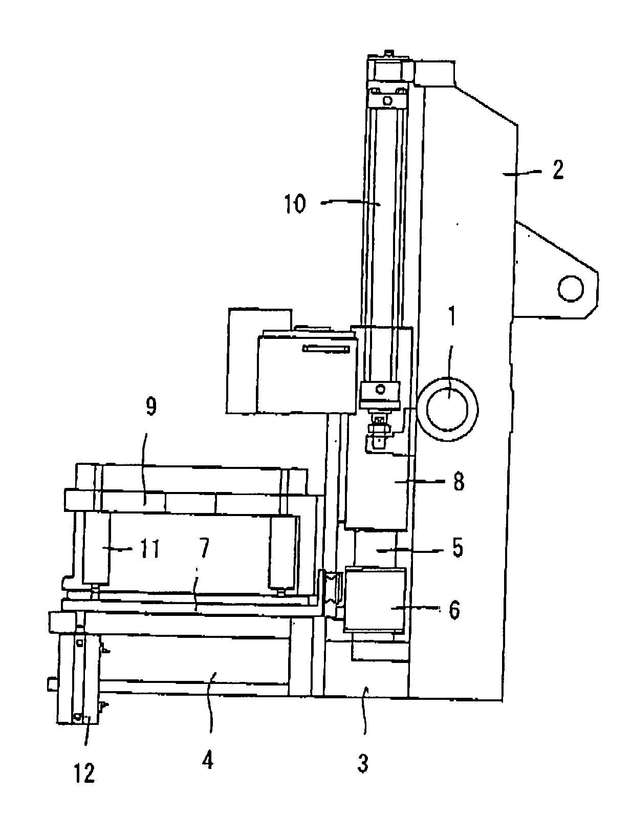 Molding machine and molding method