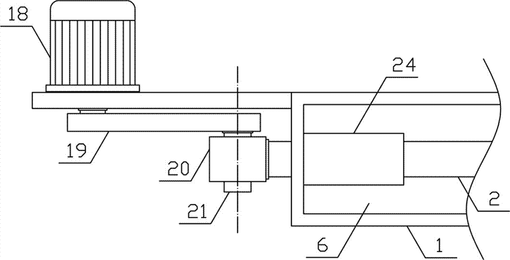 Automatic feed mechanism for round cans