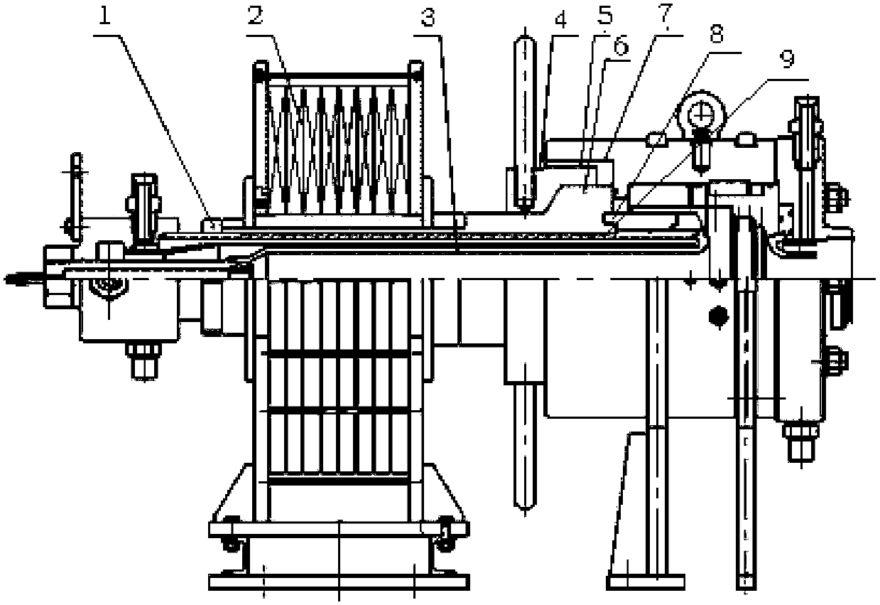 Rear electrode rapid mounting device for tube arc heater