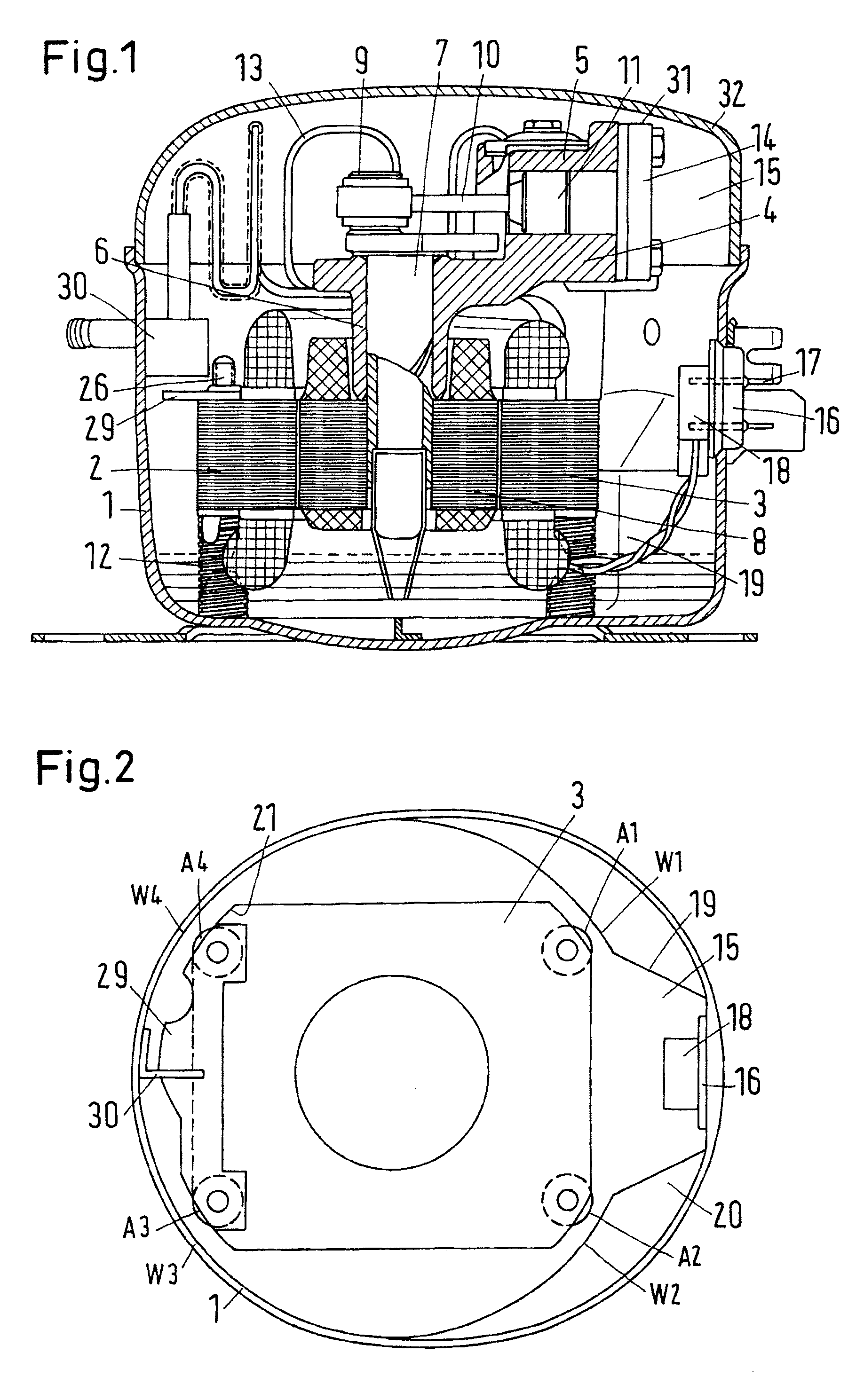 Refrigerant compressor arrangement