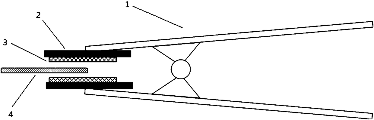 Capacitive sensor for detecting plant leaf water content and measuring device formed by sensors