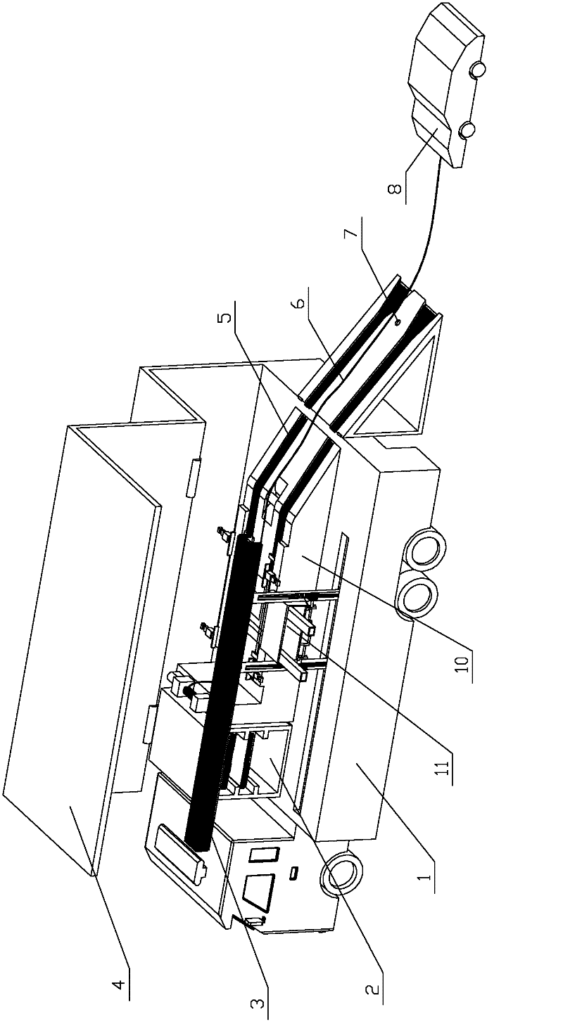 Emergency movable battery replacing vehicle and battery replacing method thereof