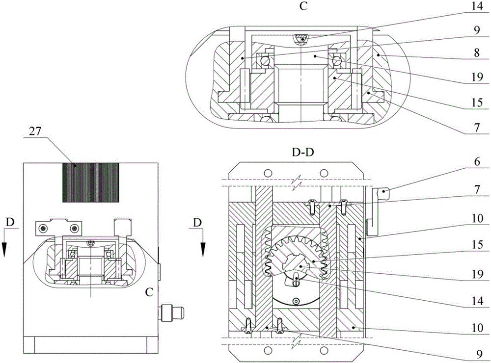 Circular tube centering flexible clamp for magnetic pulse welding