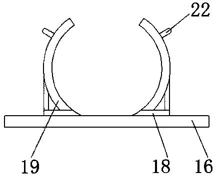 Solar water heater transporting vehicle convenient to detach and hoist