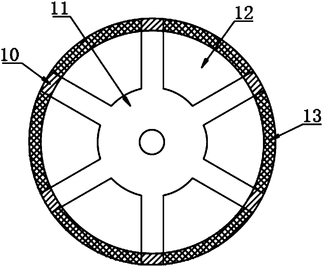 Anti-clogging sand screening and crushing device for municipal construction