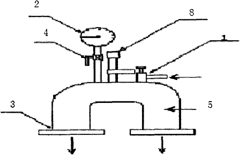 Device and method for detecting product pipeline leakage condition