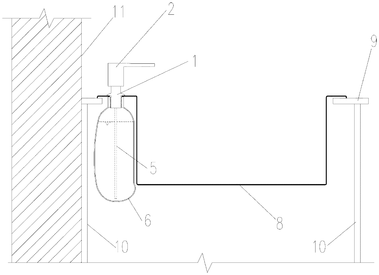 Large-volume soap dispenser