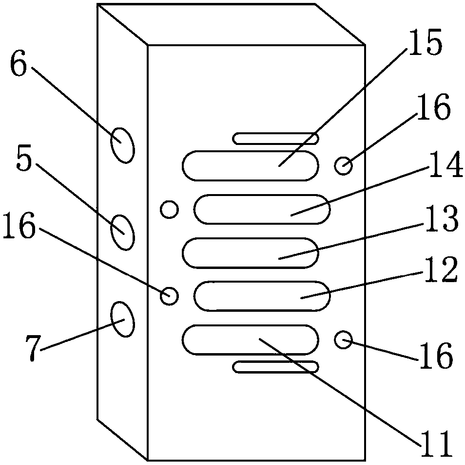 A conveying mechanism for carbon dioxide polyurethane foaming machine