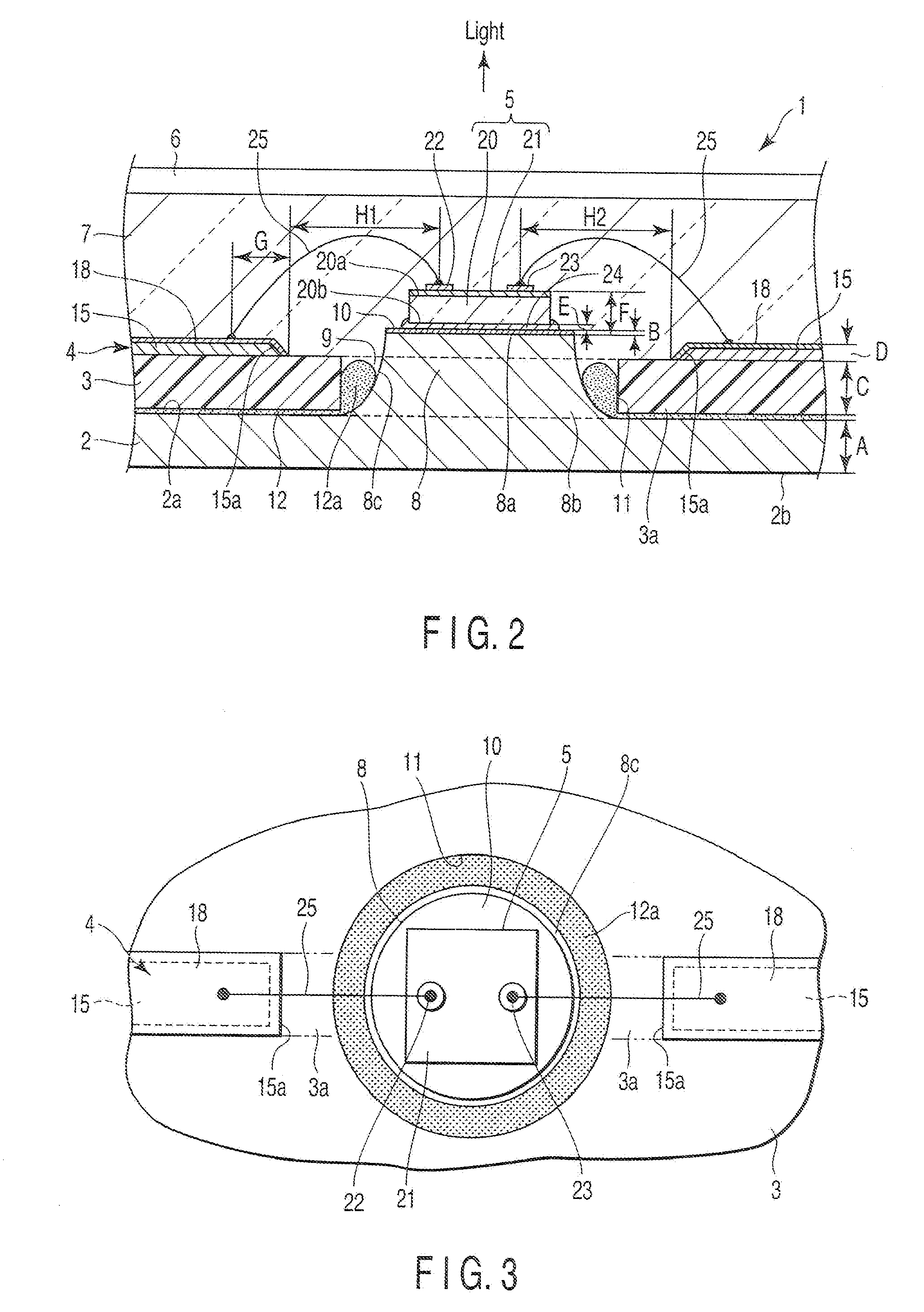 Illumination device with semiconductor light-emitting elements