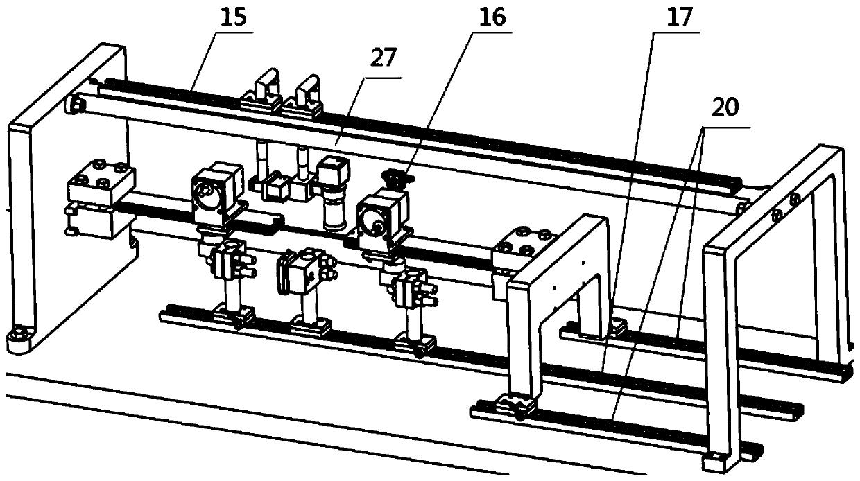 Composite material dynamic fatigue testing device and method based on reverse resonance