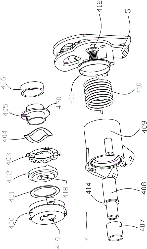 Chain tension adjusting device of rear derailleur for bicycle